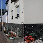 شقة Gaestehaus Rheinburgenblick Kestert