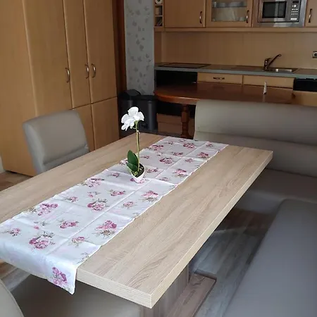 Apartamento Gaestehaus Rheinburgenblick