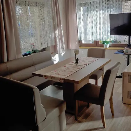 Gaestehaus Rheinburgenblick Apartamento *